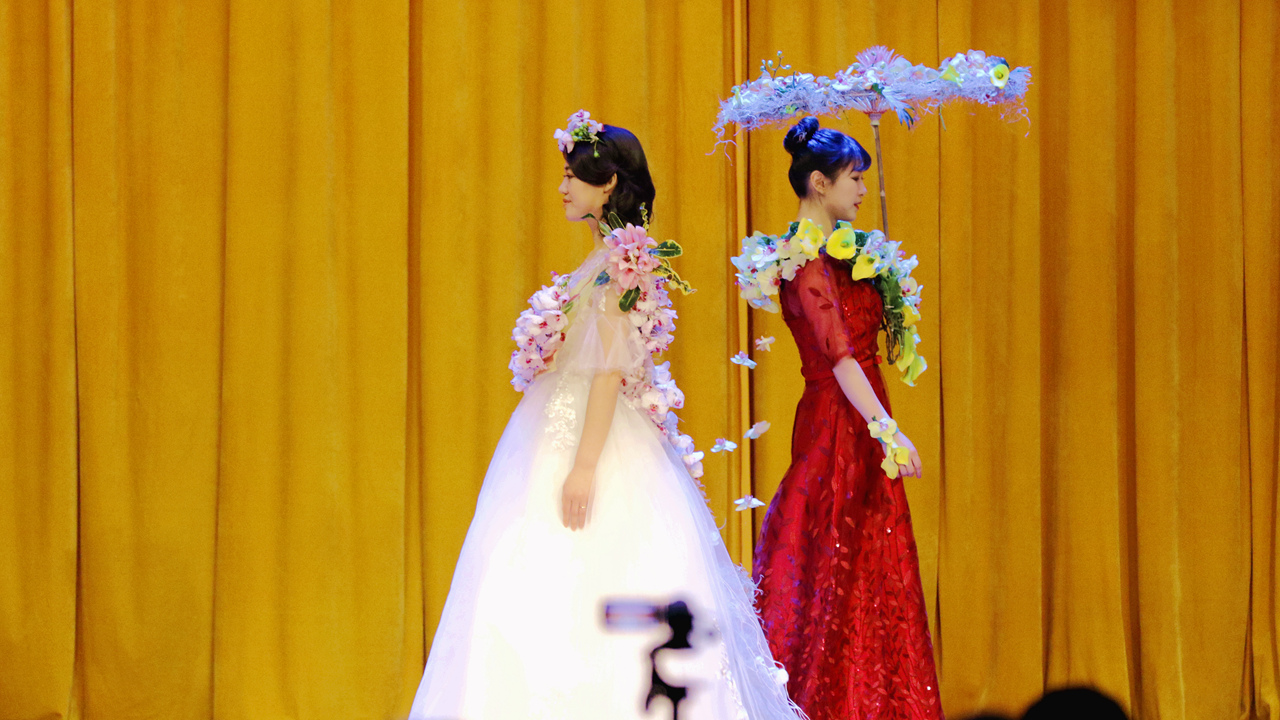 服装花艺秀.jpg