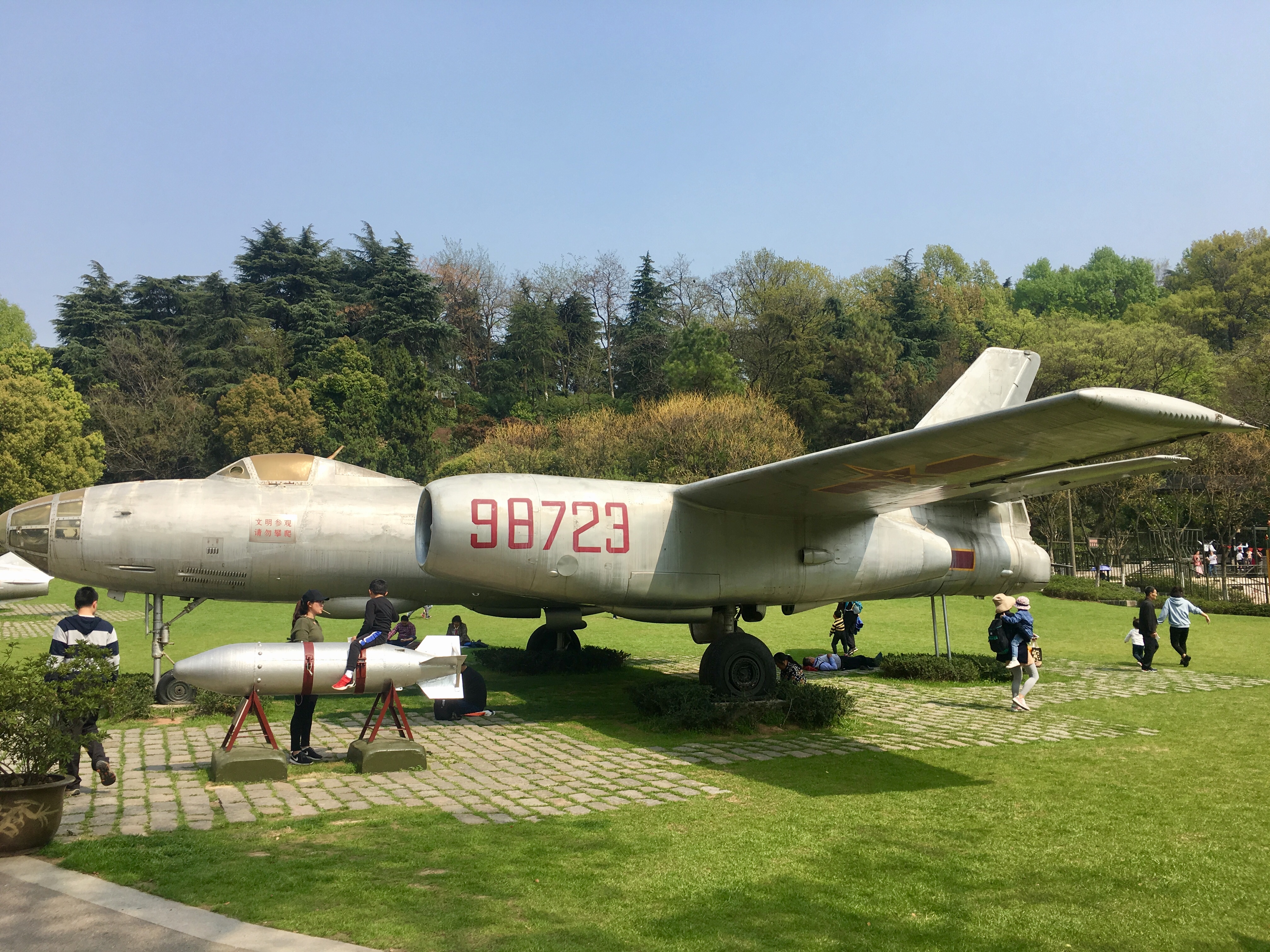 图3 国防园内飞机模型展示.jpg