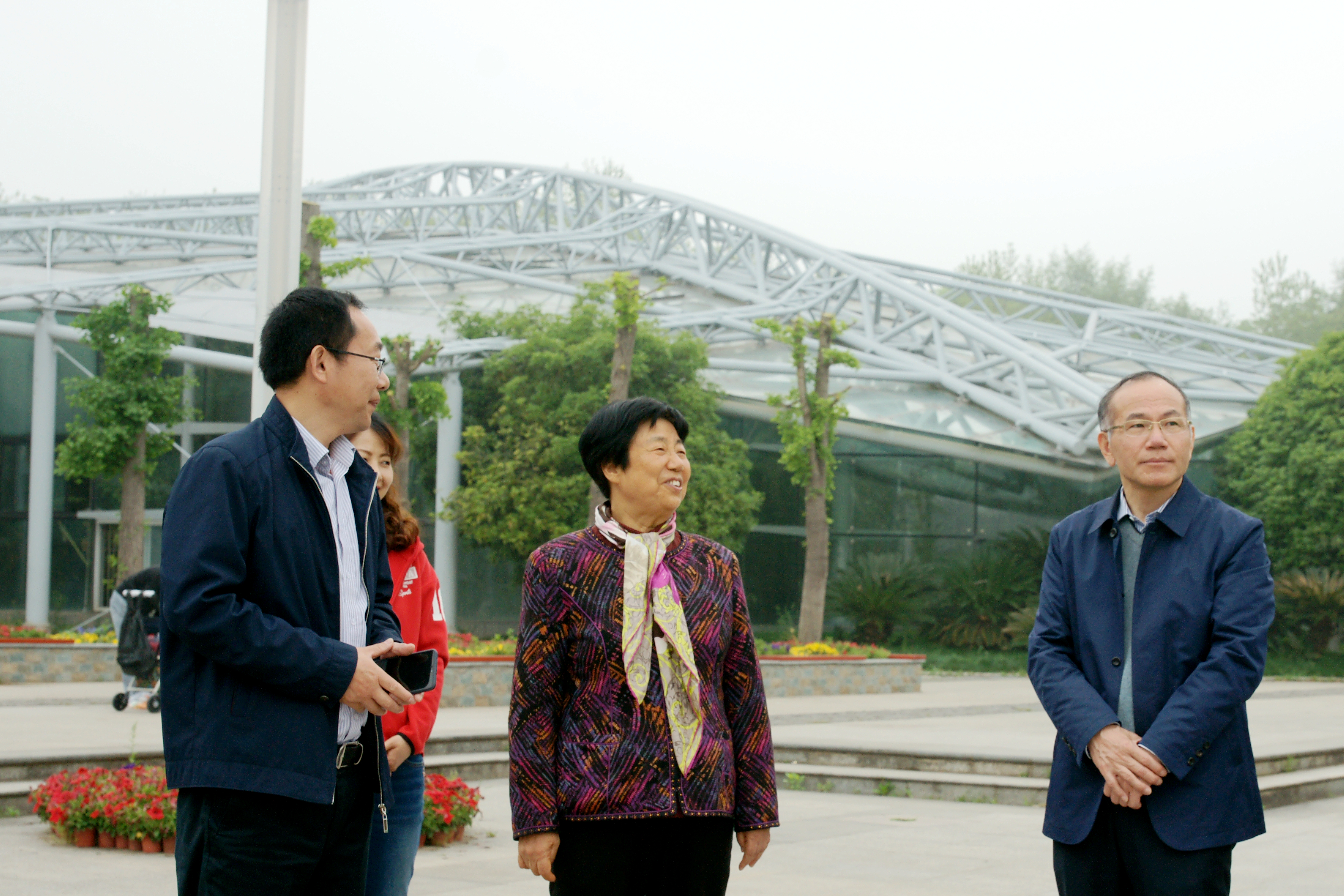 全国政协教科卫体委员会副主任张连珍来我所视察调研_副本.jpg