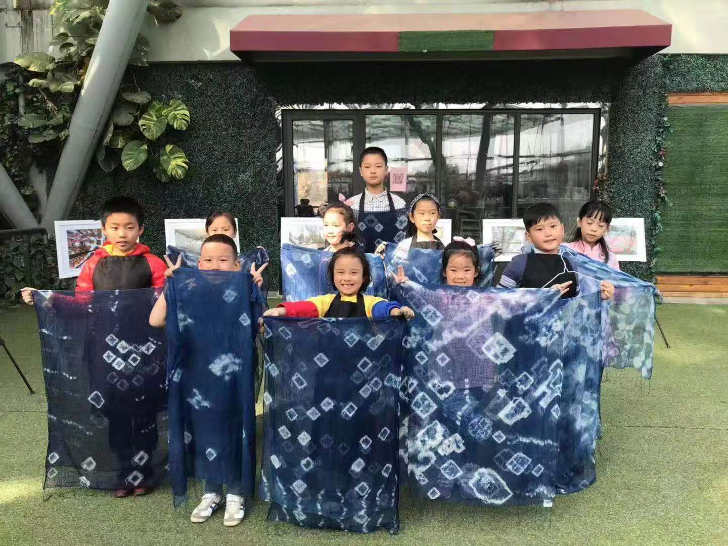 所（园）举办植物蓝染主题科普活动