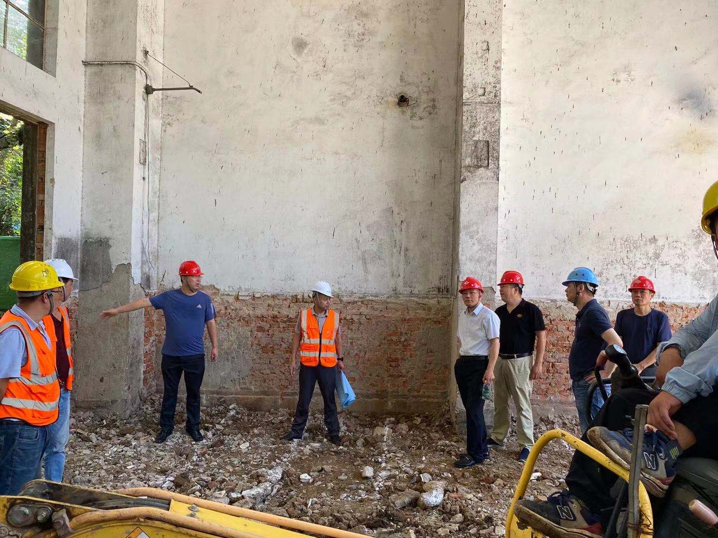 【我为群众办实事】薛建辉所长调研建设工地情况