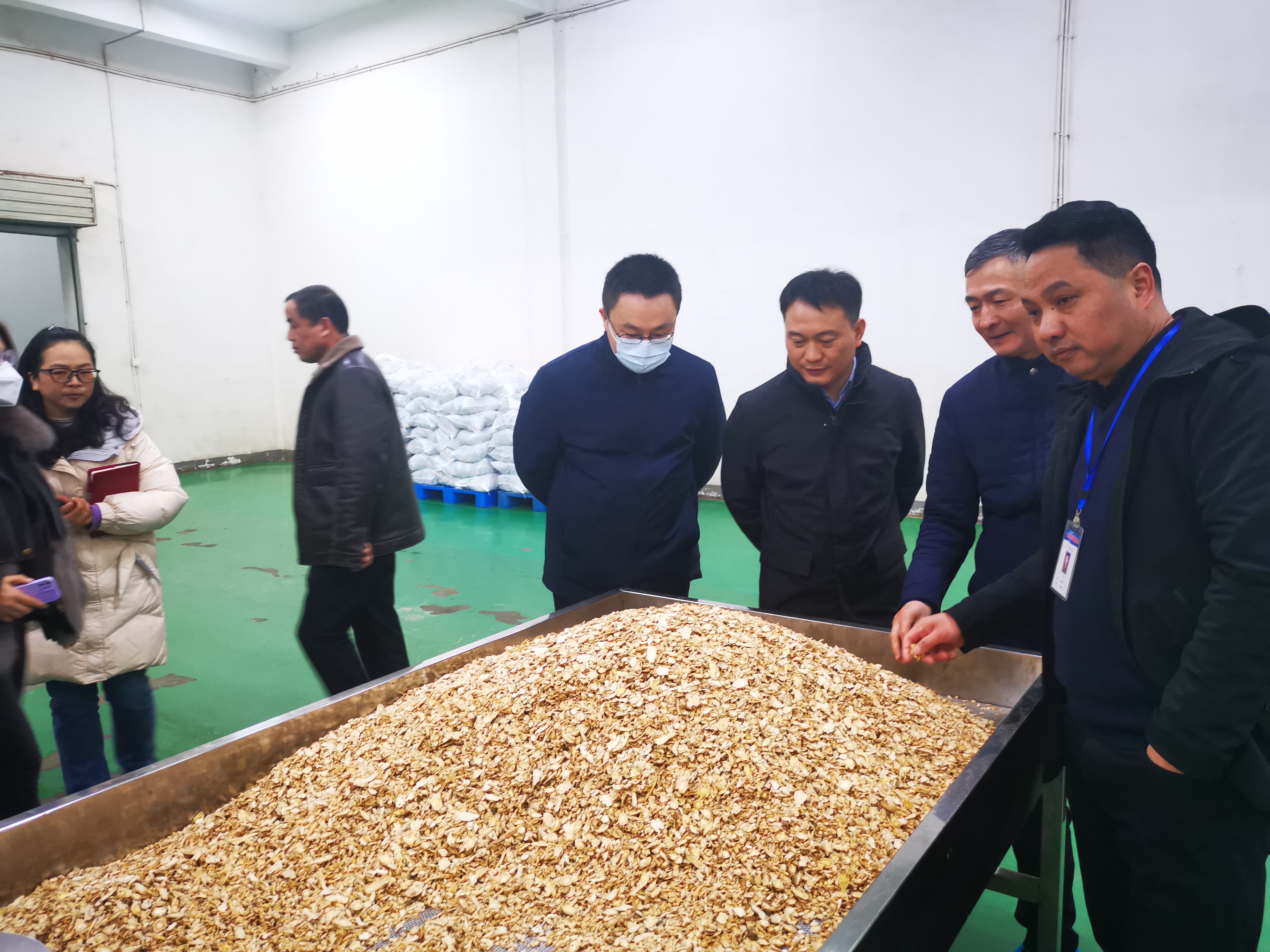 汪仁副所长一行赴盐城、丹阳调研