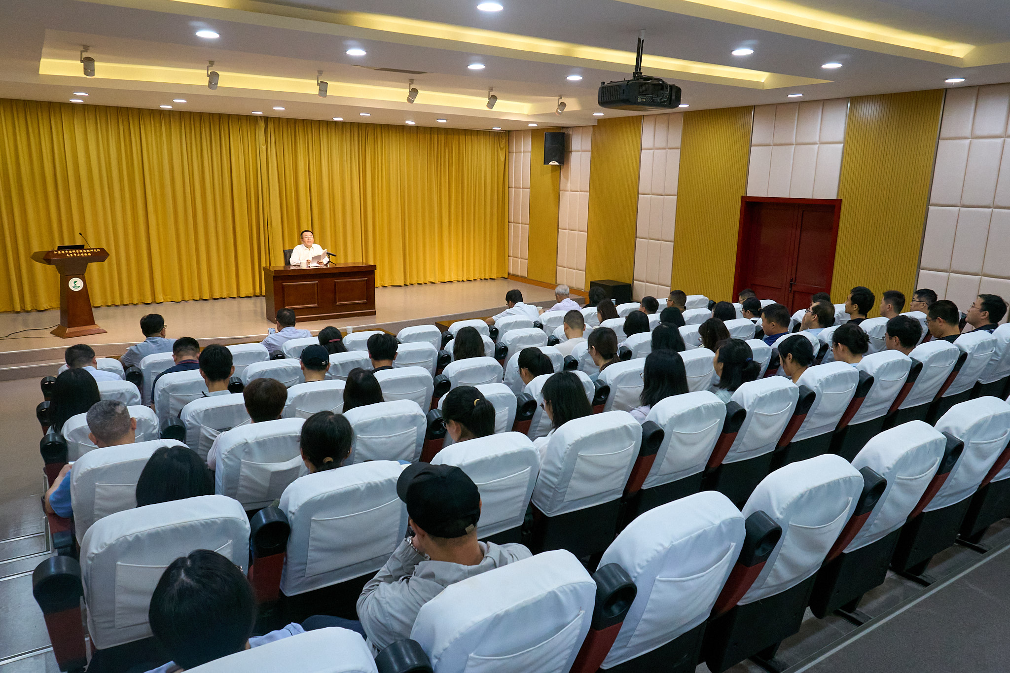 杨天水书记讲党纪学习教育专题党课