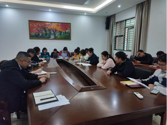 果树研究中心党支部集中开展中央八项规定精神专题学习活动